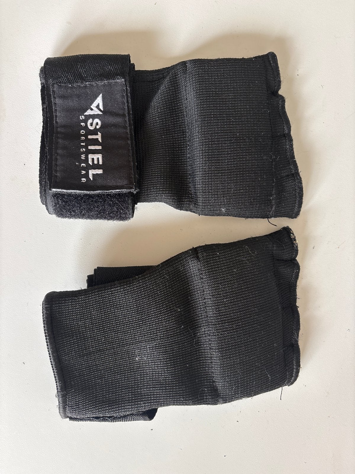 Boksbinnenhandschoenen - Stiel Sportswear, Sport en Fitness, Ophalen of Verzenden, Gebruikt, Boksbinnenhandschoenen