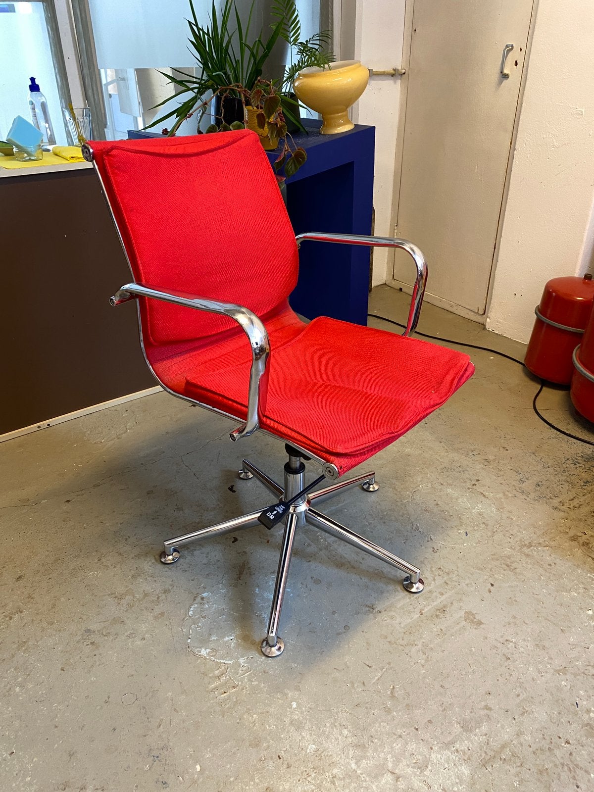 Eames bureaustoel repro, Huis en Inrichting, Fauteuils, Ophalen, Minder dan 50 cm, Gebruikt, Minder dan 75 cm