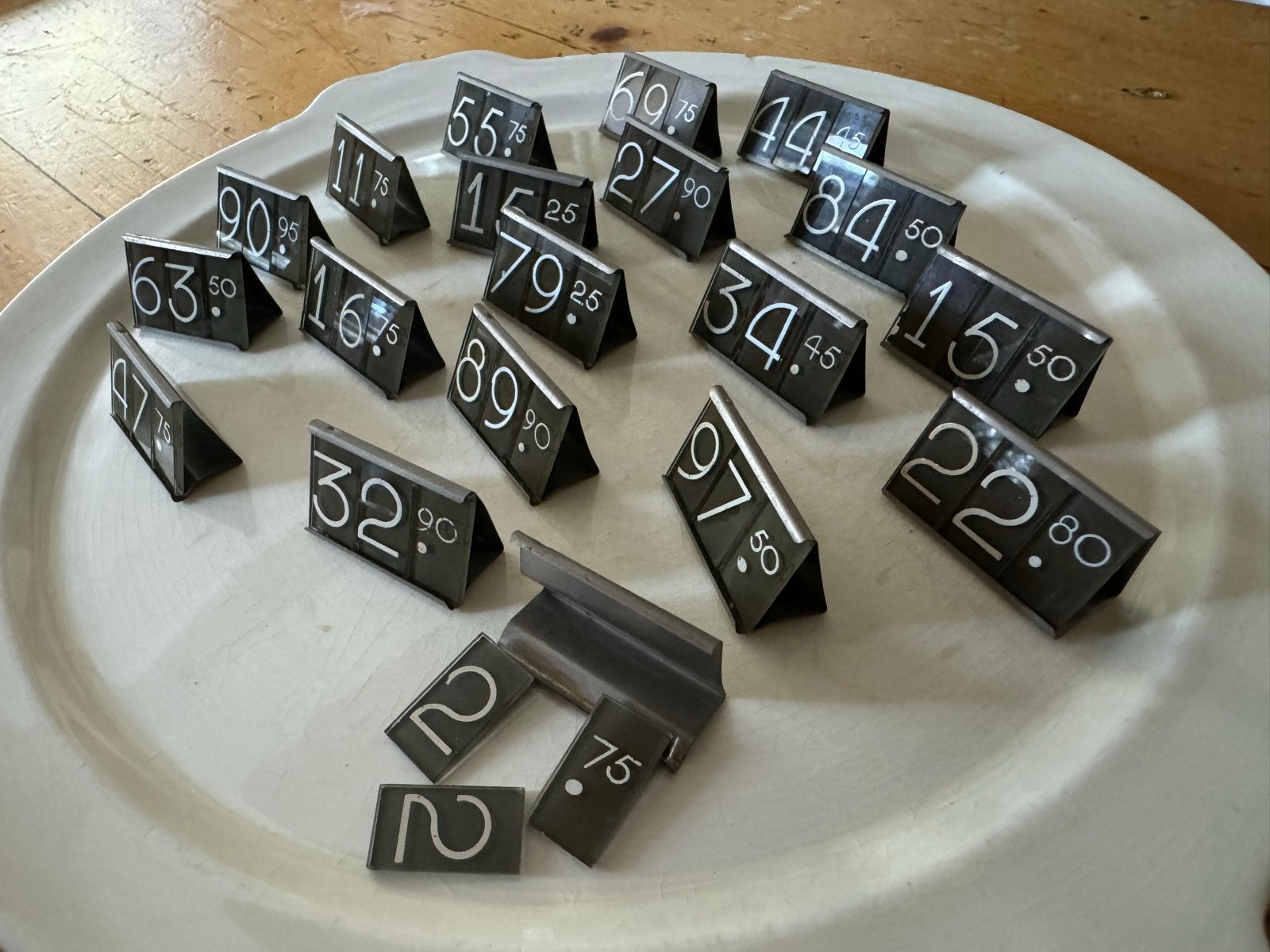Vintage Prijslabels van Glas in Metalen Houder - 19 Stuks, Ophalen