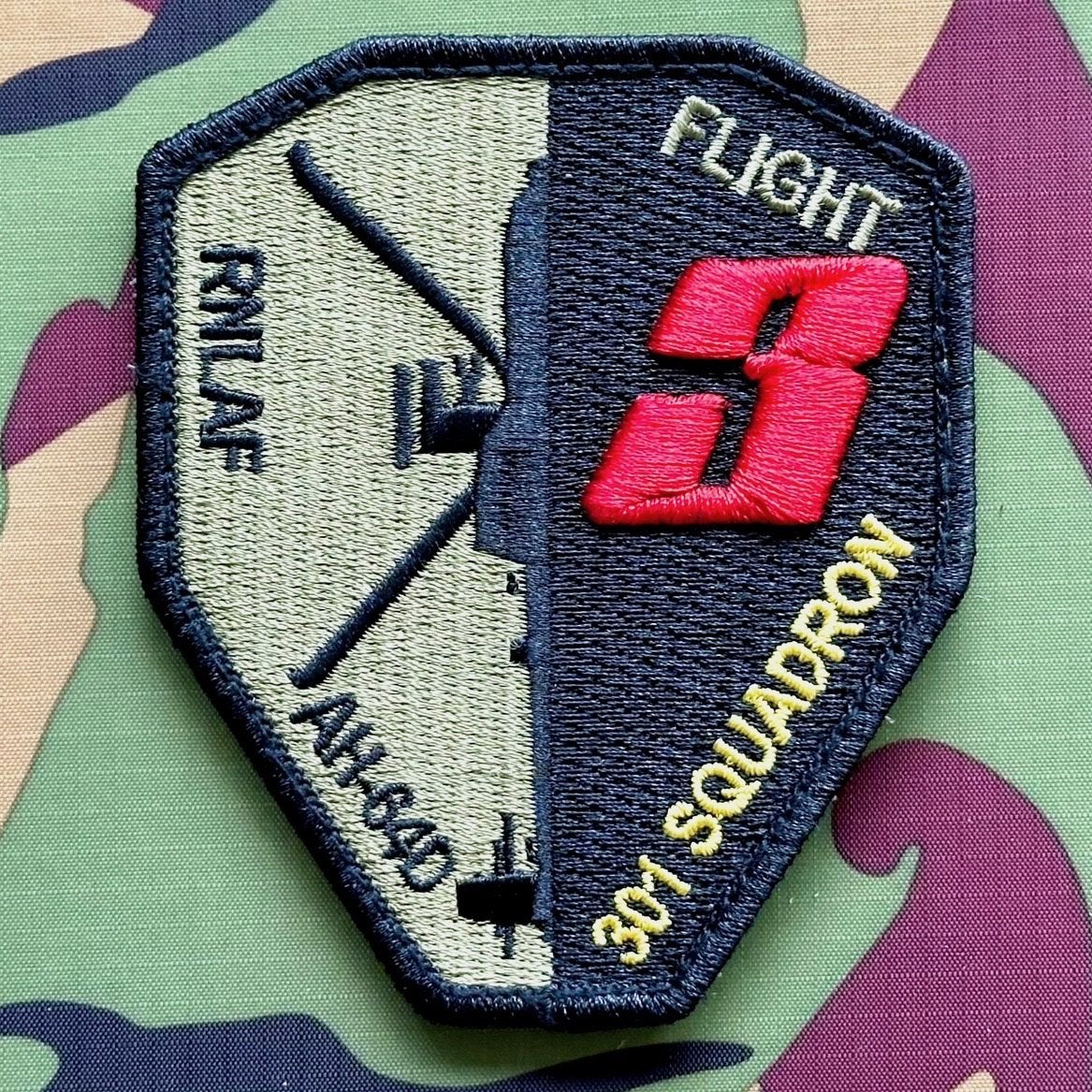 Patch RNLAF 301 SQN AH-64D Flight 3, Ophalen of Verzenden, Luchtmacht, Nederland, Embleem of Badge