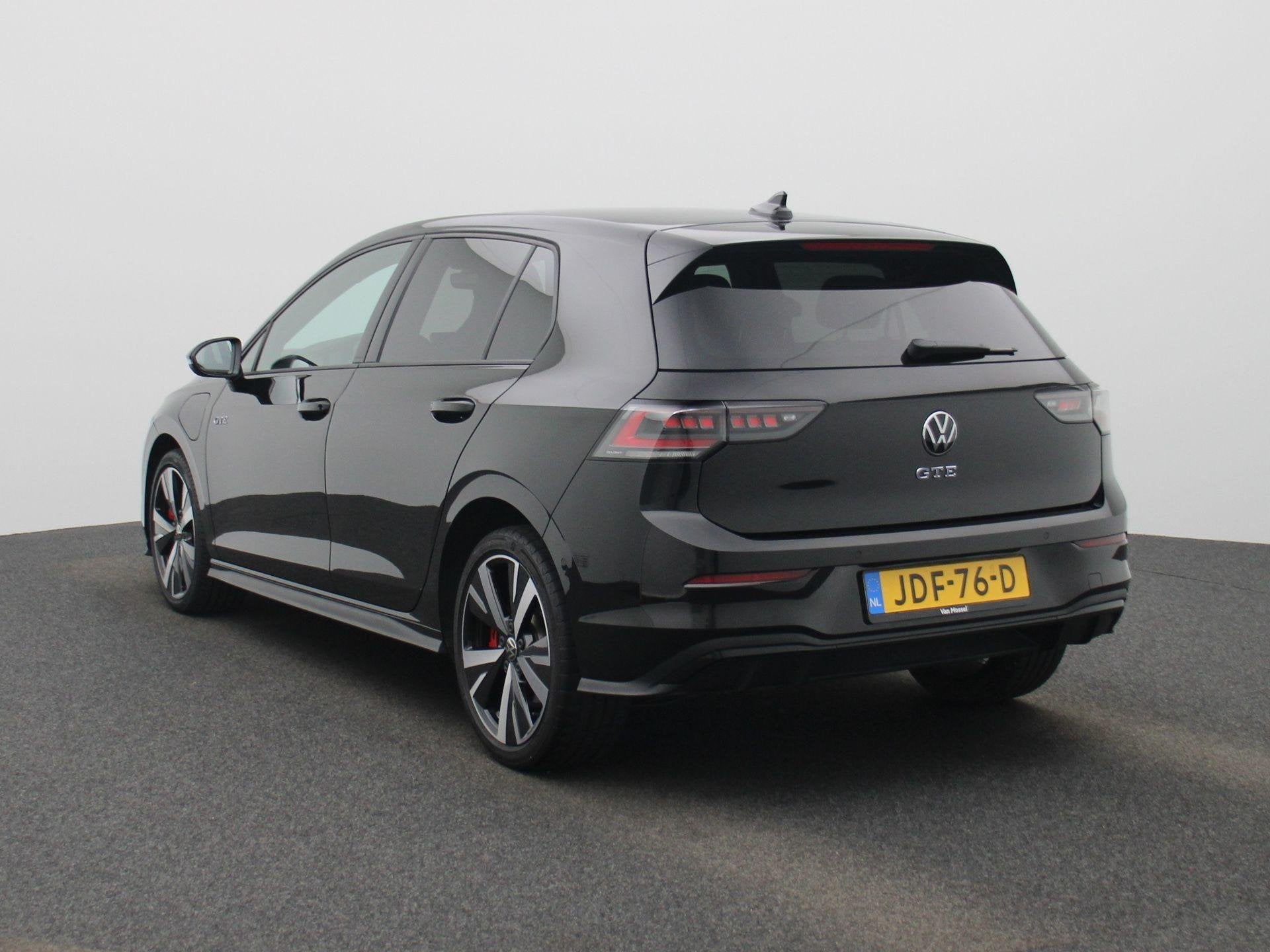Volkswagen Golf 1.5 eHybrid GTE 272 PK| Origineel Nederlands, Auto's, Stof, 4 cilinders, 150 min, 1700 kg