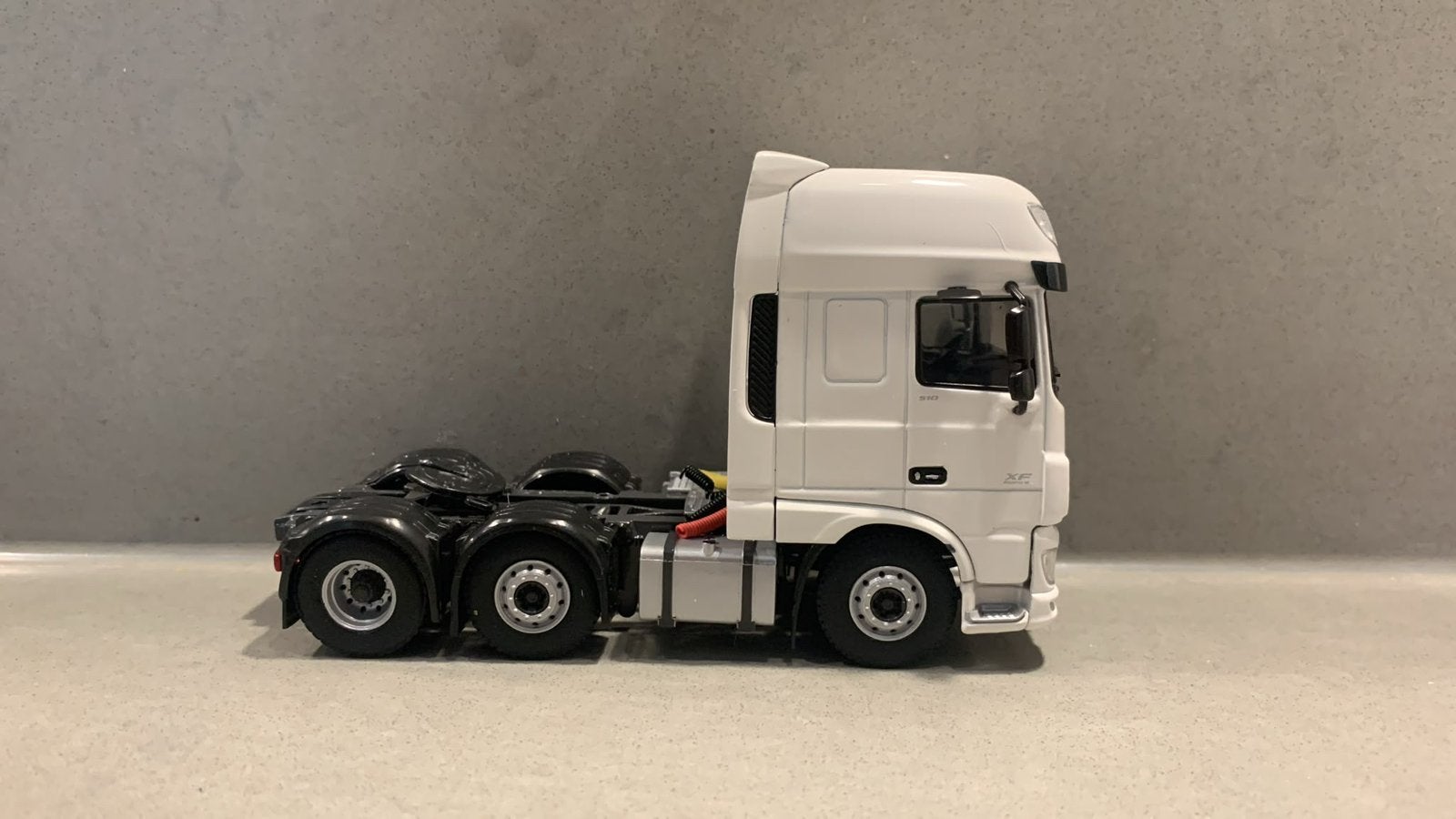 WSI daf xf white line 6x2, Ophalen of Verzenden, Zo goed als nieuw, Bus of Vrachtwagen, Wsi
