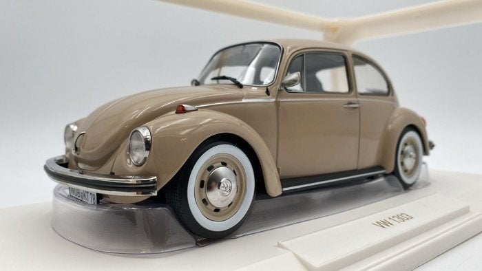 VW Kever 1303 beige 1:18 Norev Nieuw, Ophalen of Verzenden, Nieuw, Auto, Norev