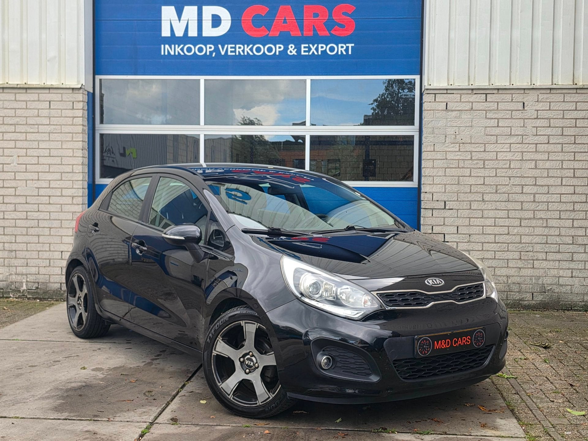 Kia Rio 1.2 CVVT Super Pack AIRCO/NAP/CR CONTROL/BLEUTOOTH, Euro 5, Zwart, 4 cilinders, Zwart