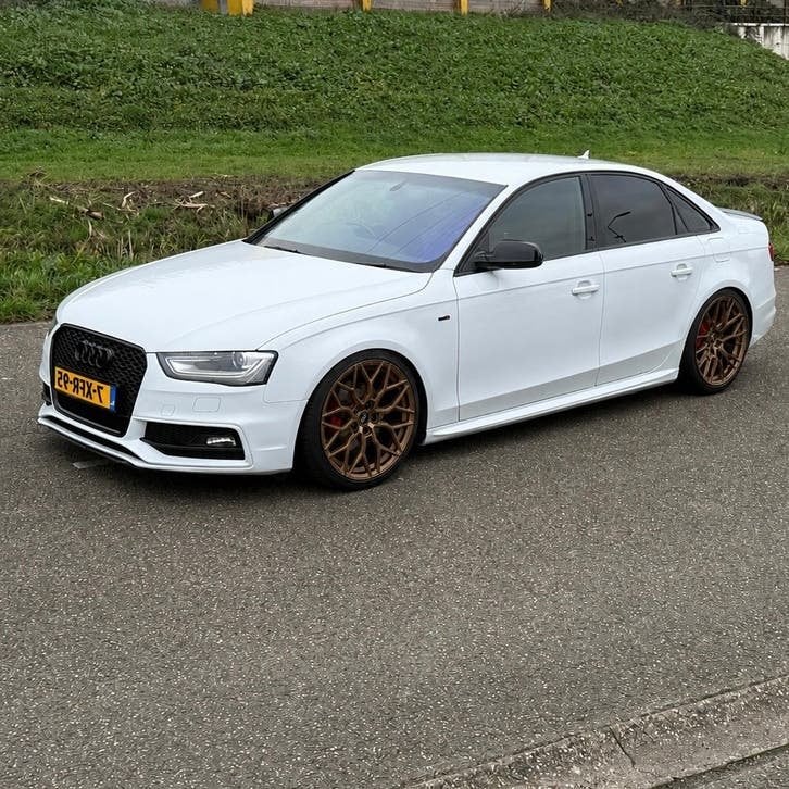 Unieke Audi A4 S-line Sport 270 PK ultiem verzorgd/onderhoud, Auto's, Dealer onderhouden, Zwart, 4 cilinders, Wit