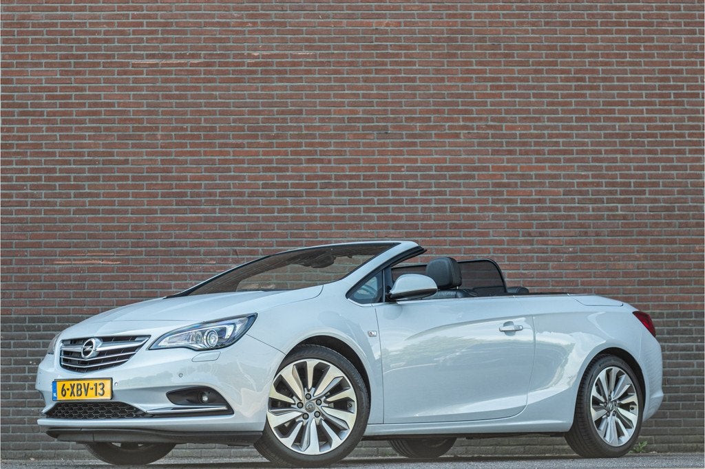 Opel Cascada 1.6 Turbo Cosmo, 116.000km NAP, Leder, Camera,, Voorwielaandrijving, Euro 5, Gebruikt, Zwart