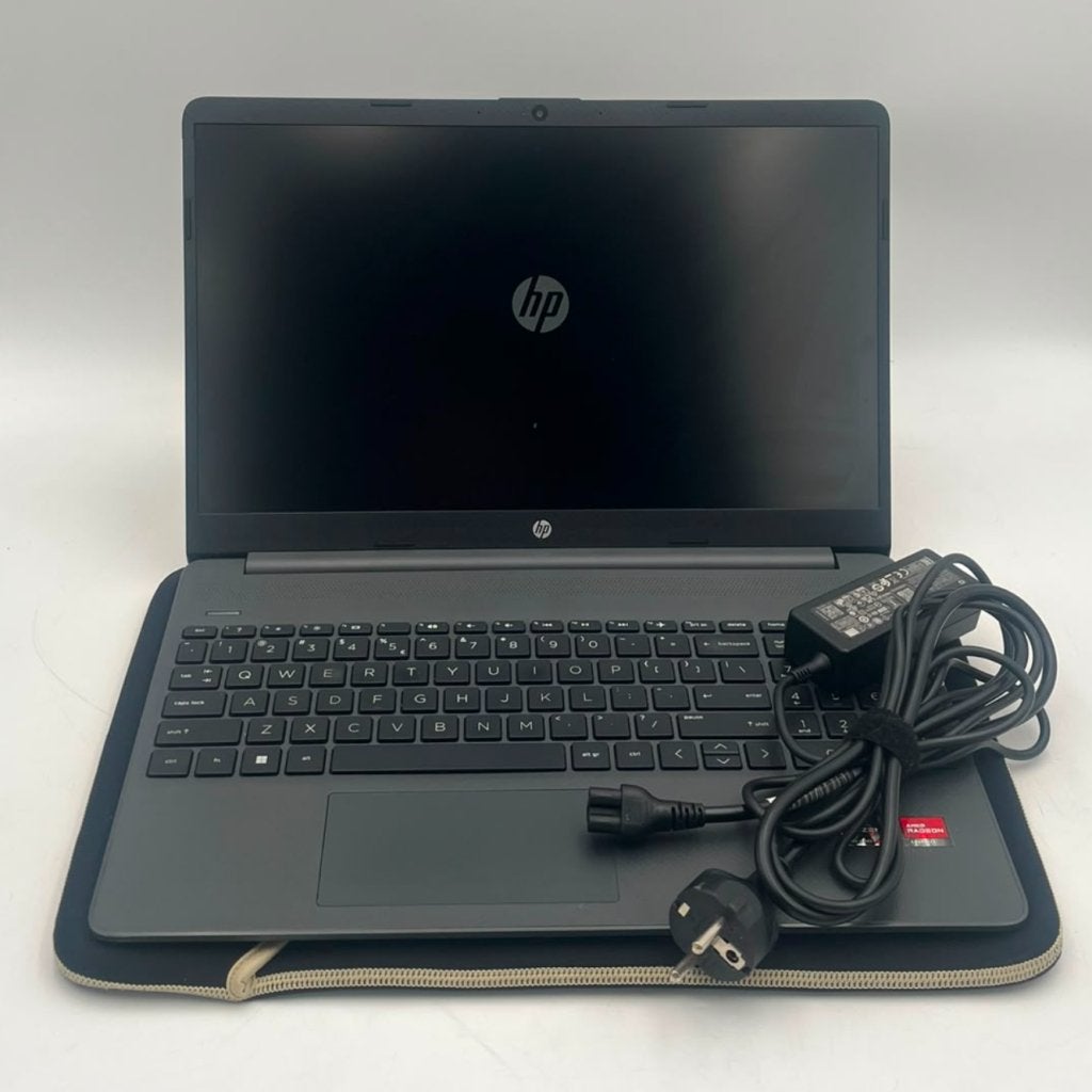 HP-15s-eq2710nd AMD Ryzen Laptop 8Gb RAM 15.6 inch +Garantie, Computers en Software, HP, Zo goed als nieuw, Support@hp.com, 1501 Page Mill Road
Palo Alto, CA 94304
USA
