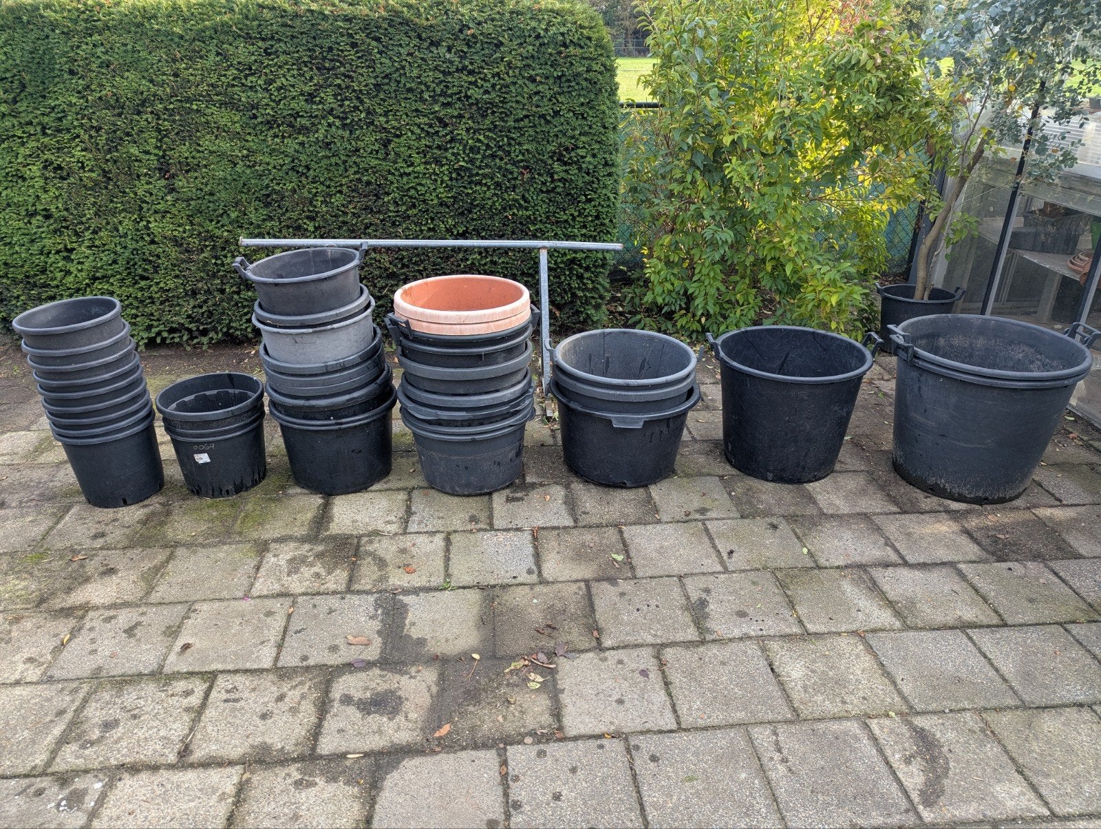 Partij grote planten potten / boomkuipen
9 x 18 liter
11 x 2, Ophalen, Kweekbak