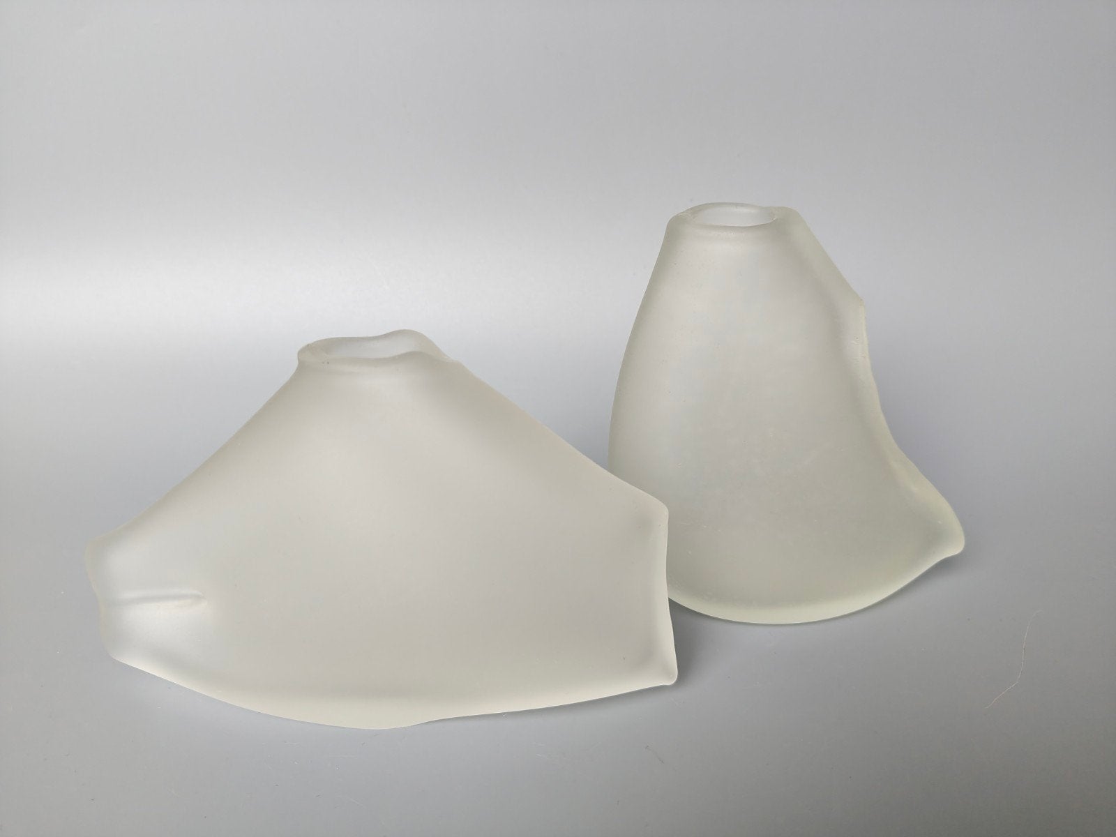 Hysteria design glas set van 2 mooie abstracte vintage vazen, Verzenden
