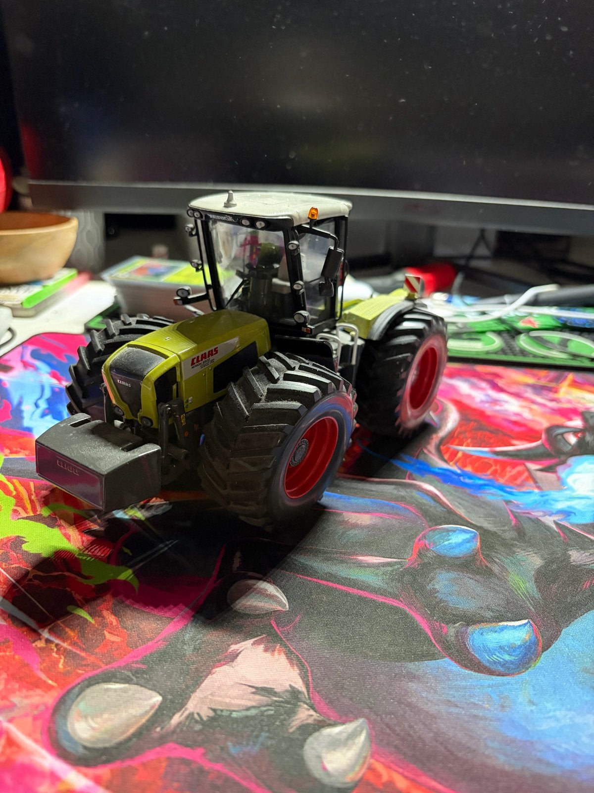 Model trekker 1:32 Claas Xerion 3300 Trac VC, Ophalen of Verzenden, Zo goed als nieuw, Tractor of Landbouw, Overige merken