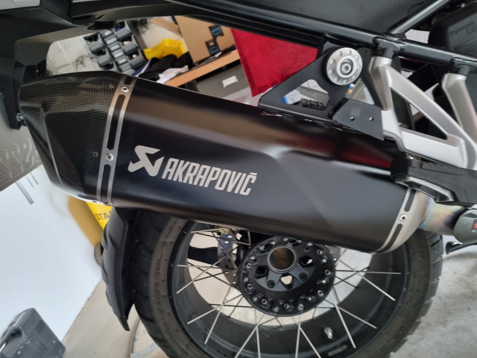 Bmw gs1250/1200 akrapovic, Ophalen