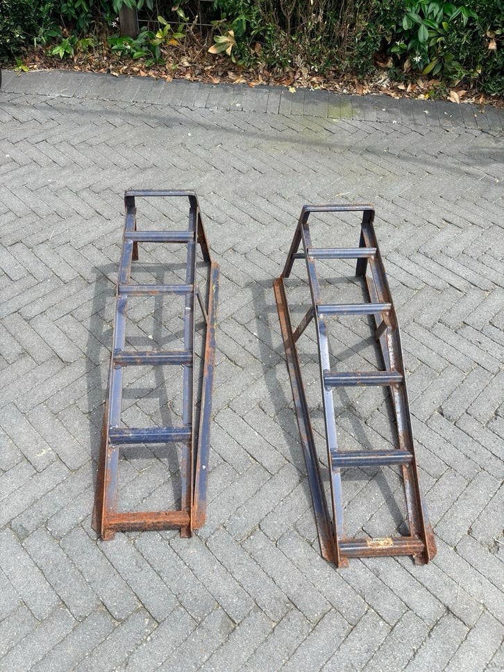 Set van 2 robuuste oprijbokken voor auto, Ophalen, Gebruikt