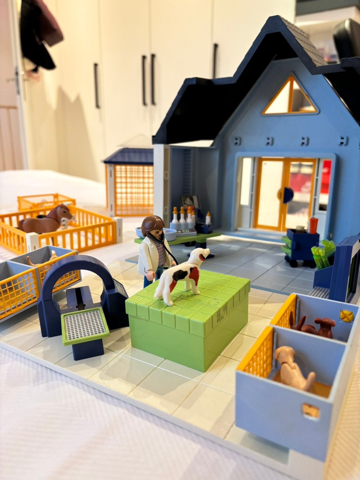 Playmobil set 4343: Dierenkliniek, Kinderen en Baby's, Speelgoed | Playmobil, Ophalen of Verzenden, Zo goed als nieuw, Complete set