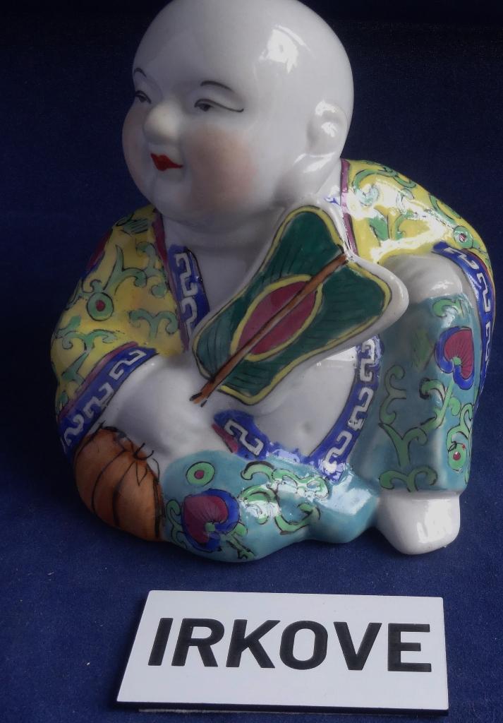 CHINEES MAN MET WAAIER * Porselein *, Verzenden