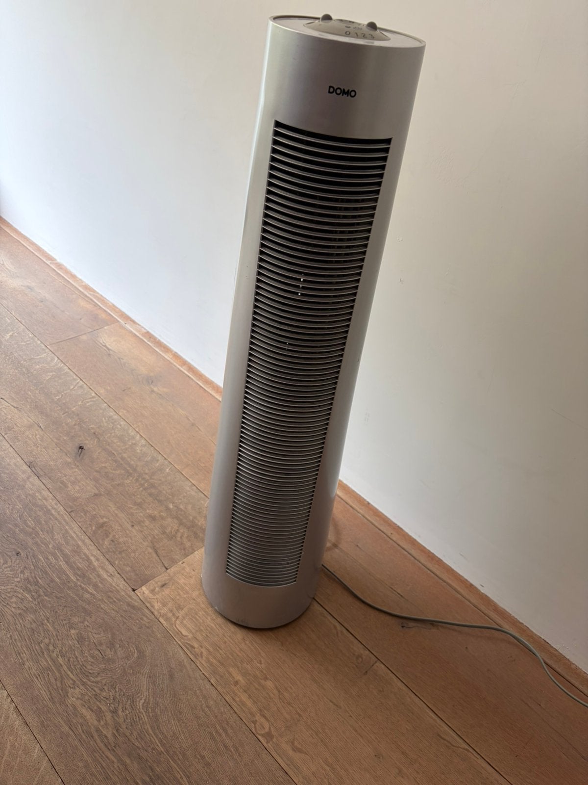 Ventilator toren (Domo), Ophalen, Zo goed als nieuw, Torenventilator