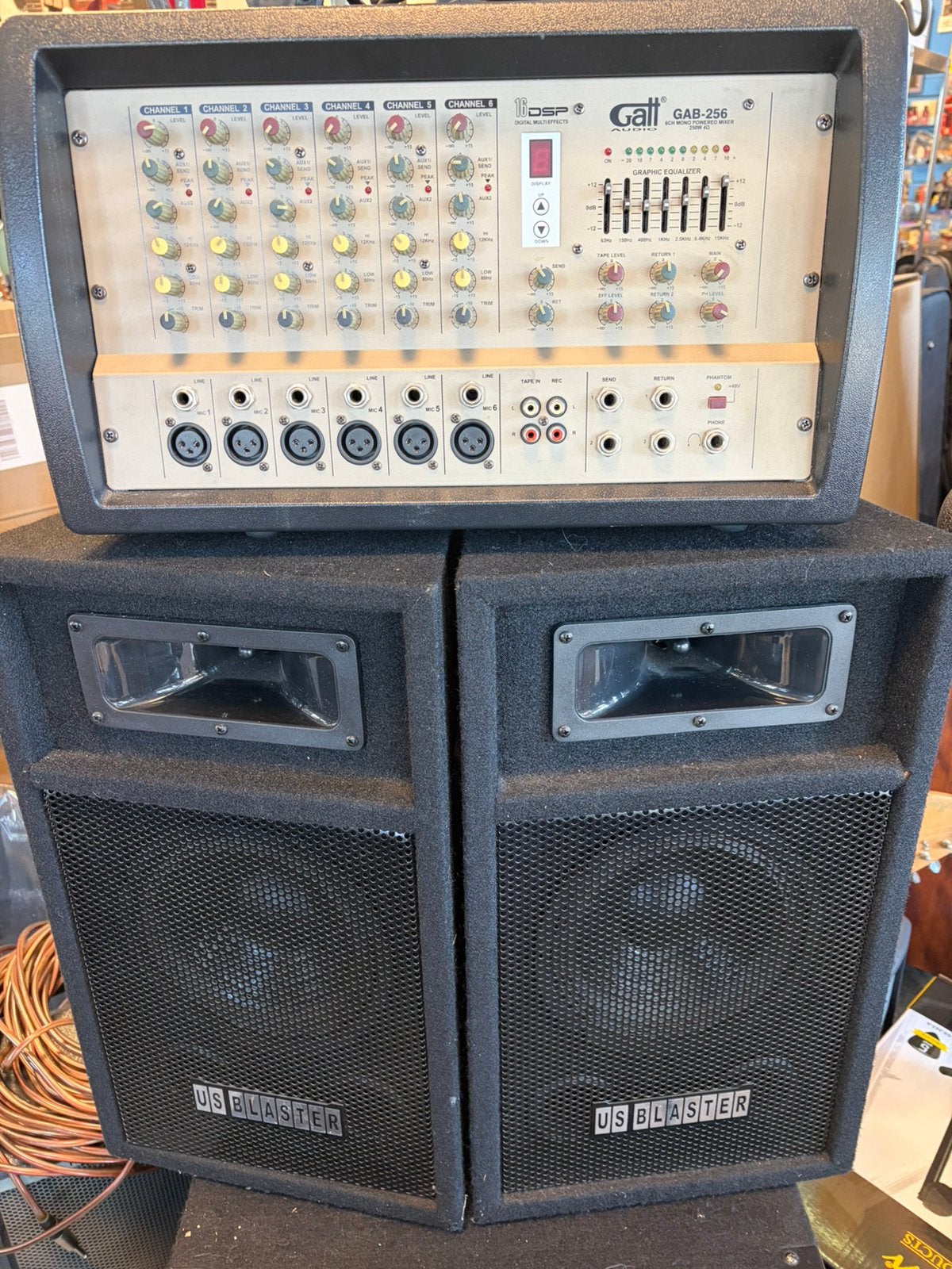 Zang installatie mini PA incl kabels, Muziek en Instrumenten, Ophalen, Gatt, Audio, Minder dan 500 watt