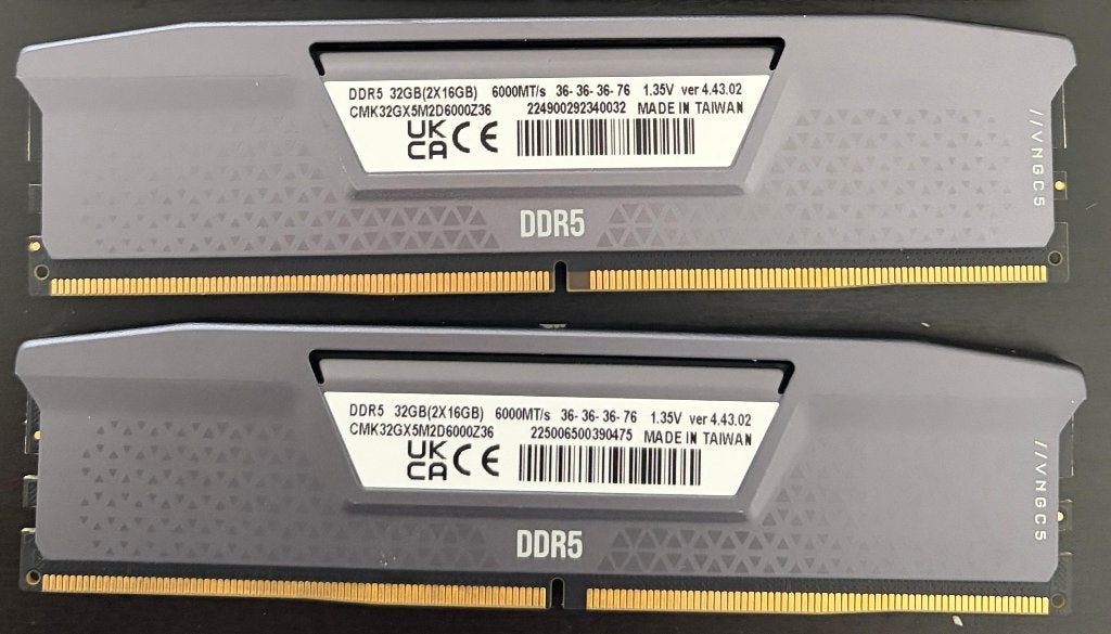 Corsair Vengeance CMK32GX5M2D6000Z36 32GB DDR5 RAM, 32 GB, Ophalen of Verzenden, Zo goed als nieuw, Desktop