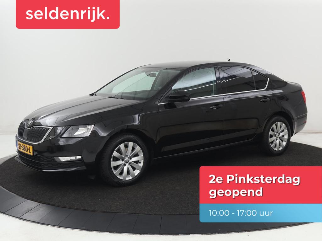 Skoda Octavia 1.5 TSI Ambition Business | Automaat | Trekhaa, Auto's, Skoda, Stof, Gebruikt, 150 pk, Zwart