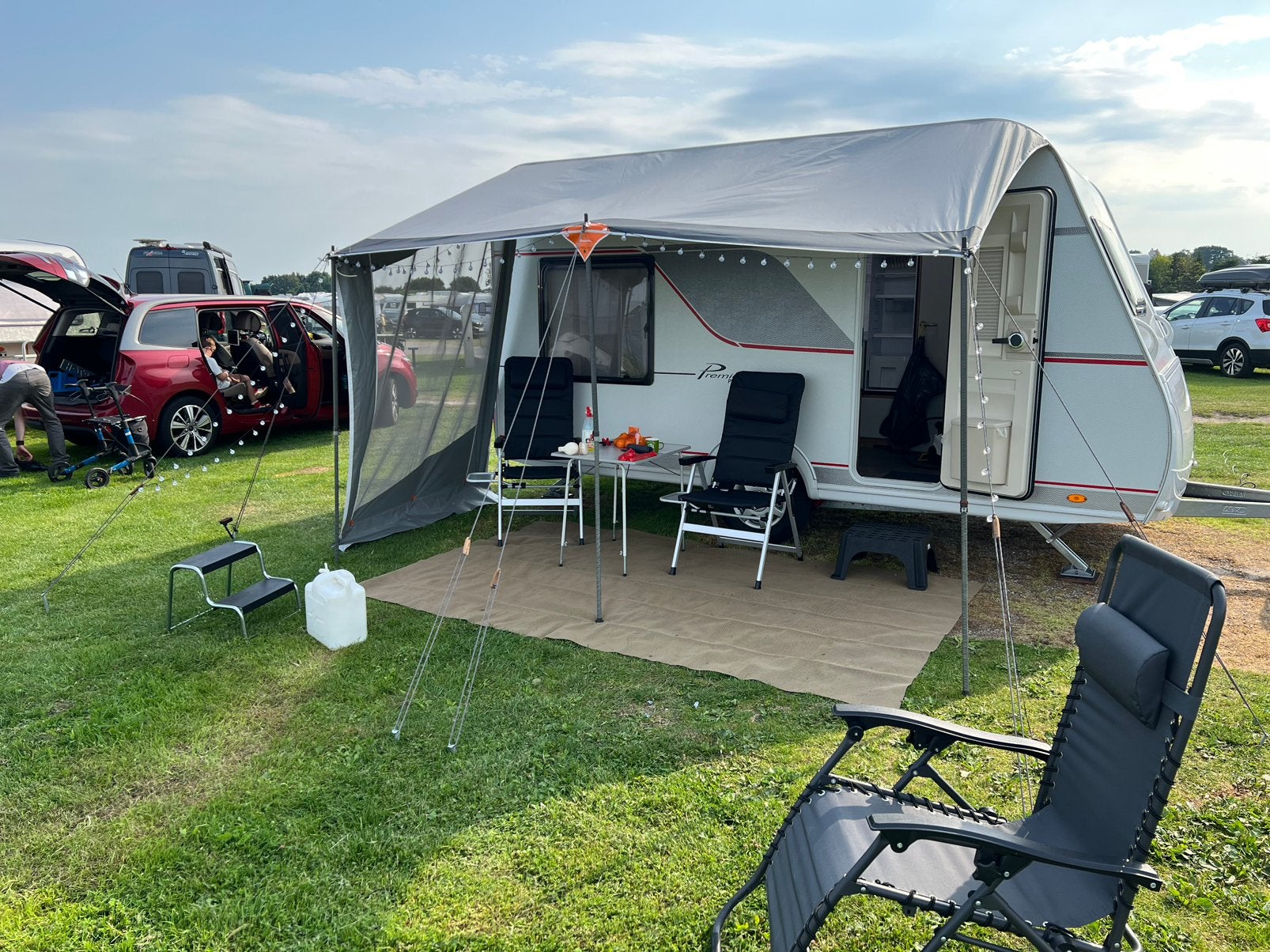 Bürstner Premio Plus 410 TS met Premio Plus Pakket, Caravans en Kamperen, Caravans, Kachel, Rondzit, Tot en met 3, 4 tot 5 meter