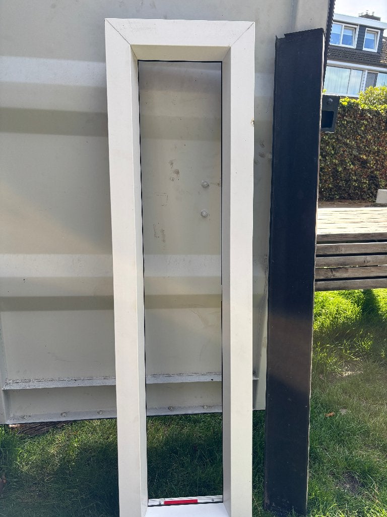 Te koop kunstof kozijn, incl HR++ glas (150 euro), Ophalen, Zo goed als nieuw