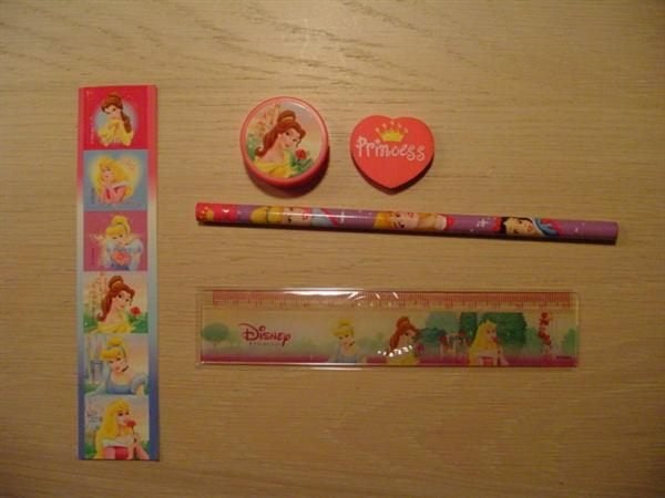 disney PRINCESSEN 5 delige set roze *~~nieuw~~*, Verzamelen, Verzenden, Overige figuren, Nieuw, Overige typen