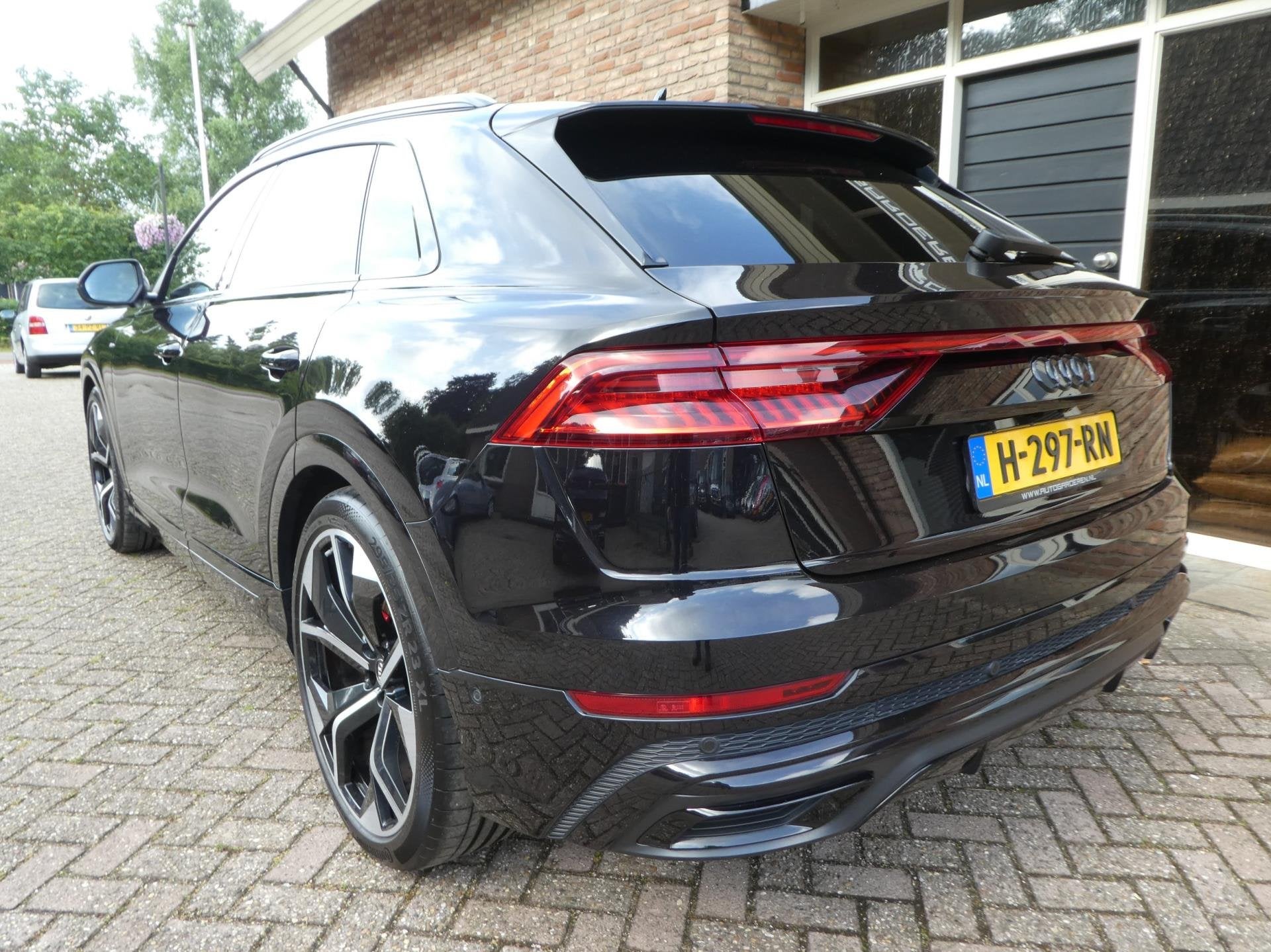 Audi Q8 50 TDI quattro Pro Line S-Line / Leder / Panoramdak, Auto's, Audi, Automaat, Dealer onderhouden, Gebruikt, Zwart