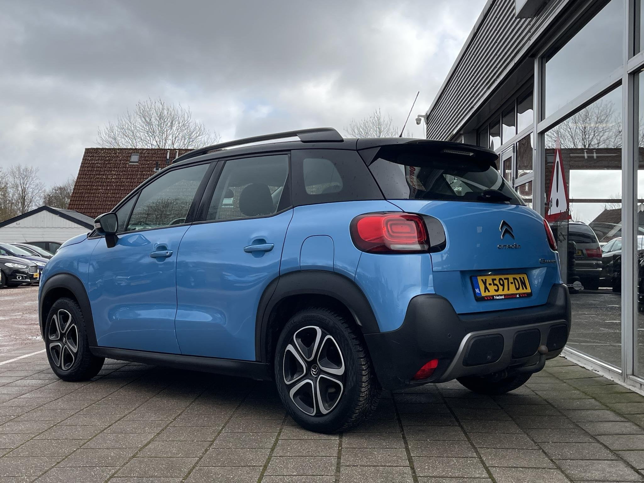Citroen C3 Aircross 1.2 PureTech Feel /Cruise/Climate/PDC ac, Voorwielaandrijving, Gebruikt, 1199 cc, Met garantie (alle)