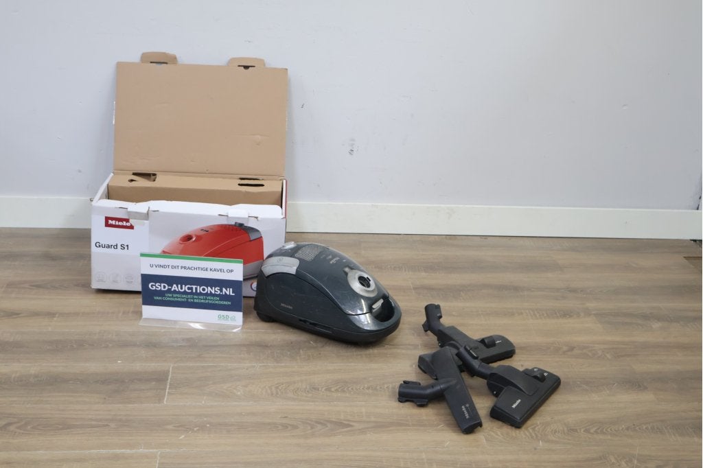 Miele stofzuiger met accessoires, Witgoed en Apparatuur, Stofzuigers, Ophalen of Verzenden, Niet ingevuld, Niet ingevuld, Niet ingevuld