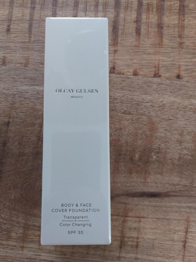 Olcay Gulsen Beauty Make-up & Crèmes - Zo goed als nieuw, Ophalen of Verzenden, Zo goed als nieuw, Beige, Gehele gezicht