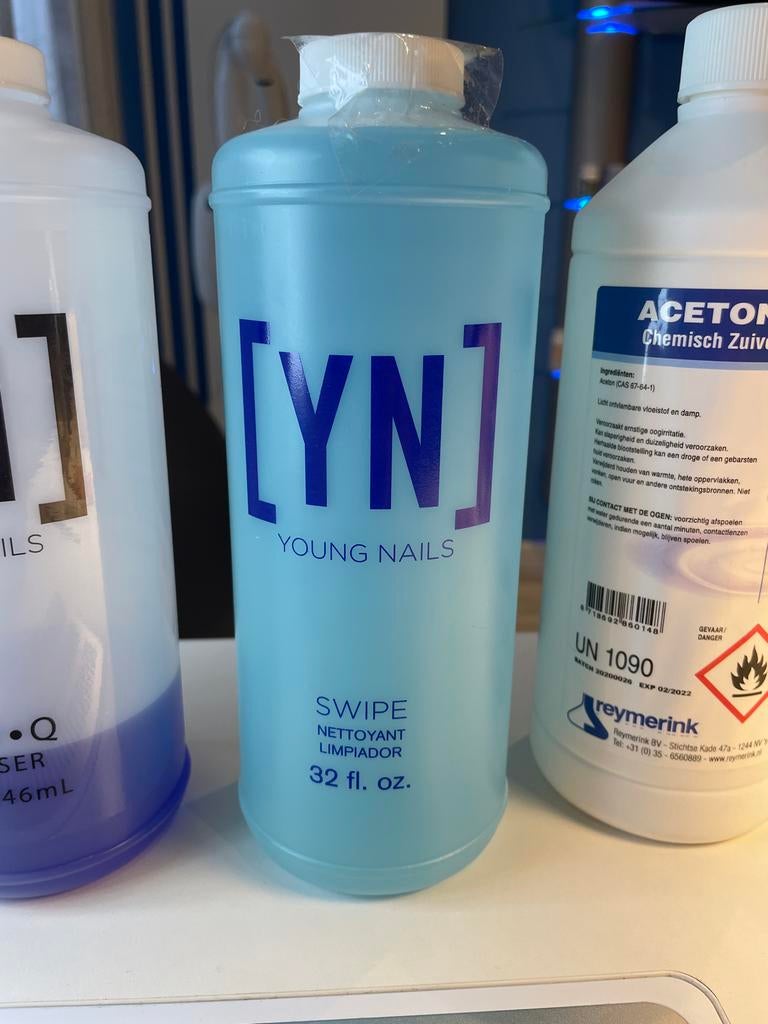 Young Nails Swipe + Watjes - Nieuw!, Sieraden, Tassen en Uiterlijk, Uiterlijk | Cosmetica en Make-up, Ophalen, Overige kleuren