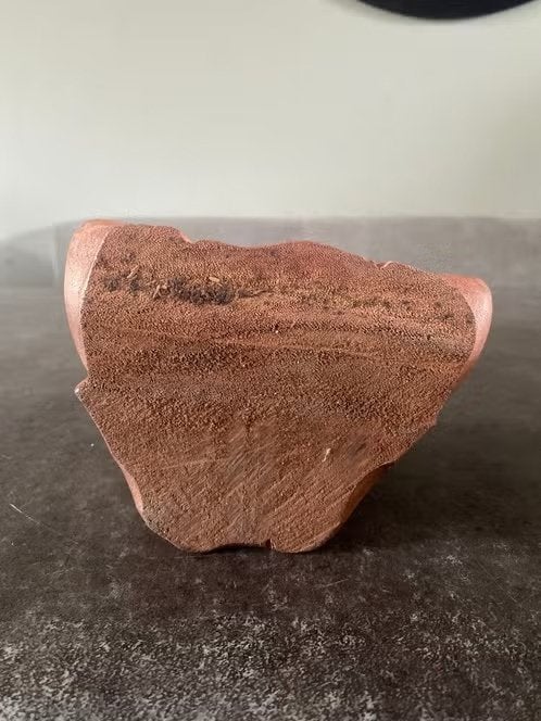Handgemaakte Boeddha van suarhout – 21 cm, 21 cm, Ophalen of Verzenden, Zo goed als nieuw, Hout