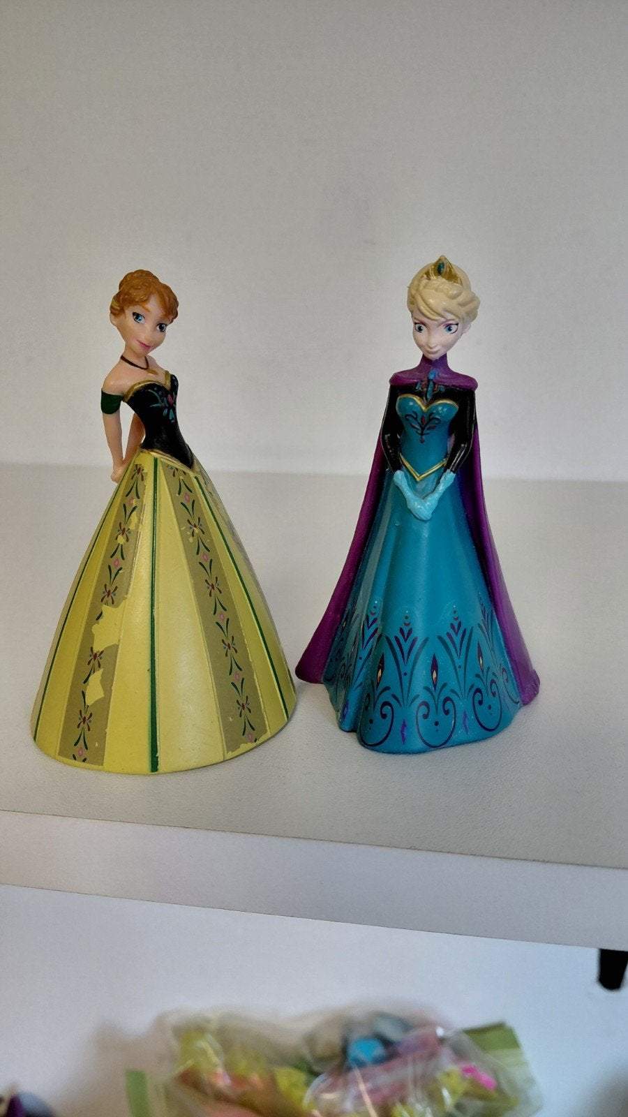 2 Frozen Disney figuren, Ophalen of Verzenden, Zo goed als nieuw