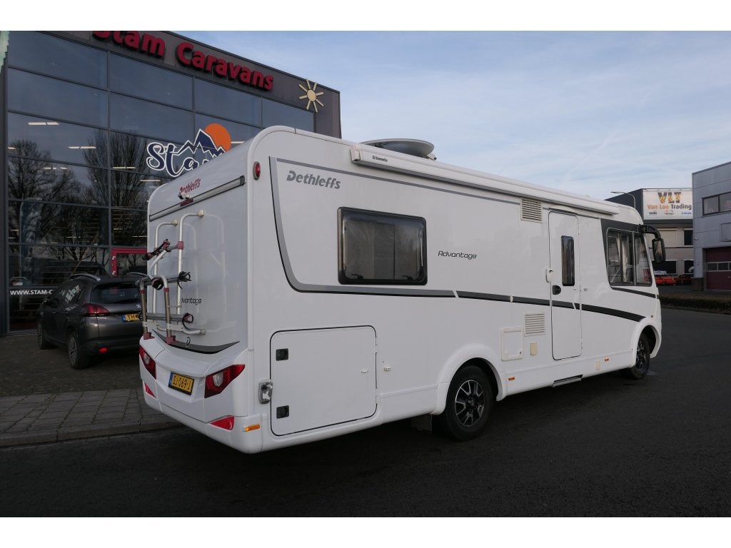 Dethleffs Advantage I7050 queensbed autom., Caravans en Kamperen, Ringverwarming, Fiat, Achteruitrijcamera, Buitenlamp