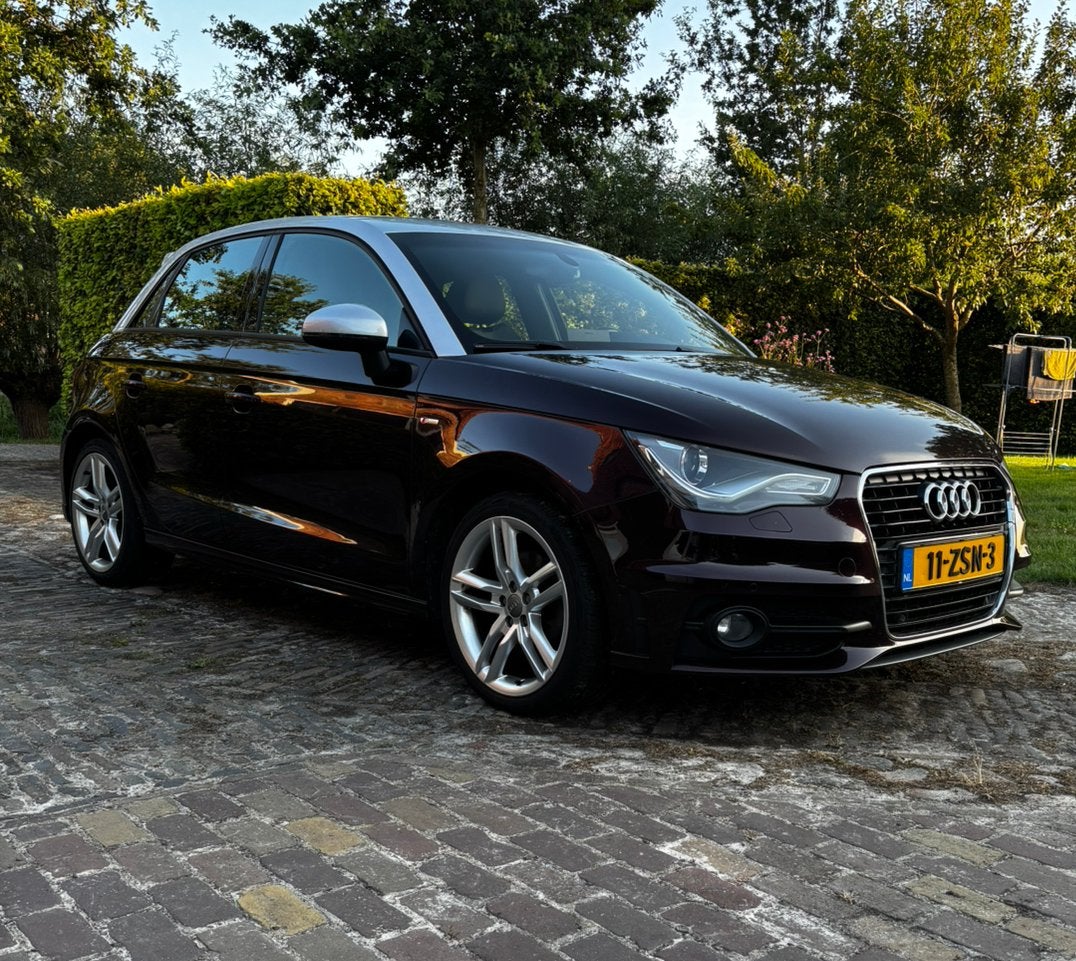 Audi A1 1.4 TFSI 90KW SB S-tronic S-line keyless entry etz., A1, Zwart, 4 cilinders, Origineel Nederlands