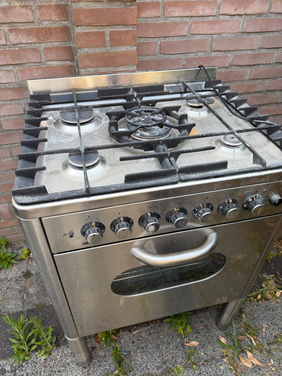 Zanussi Stove Oven, Witgoed en Apparatuur, Ophalen, 4 kookzones, Zo goed als nieuw, Gas