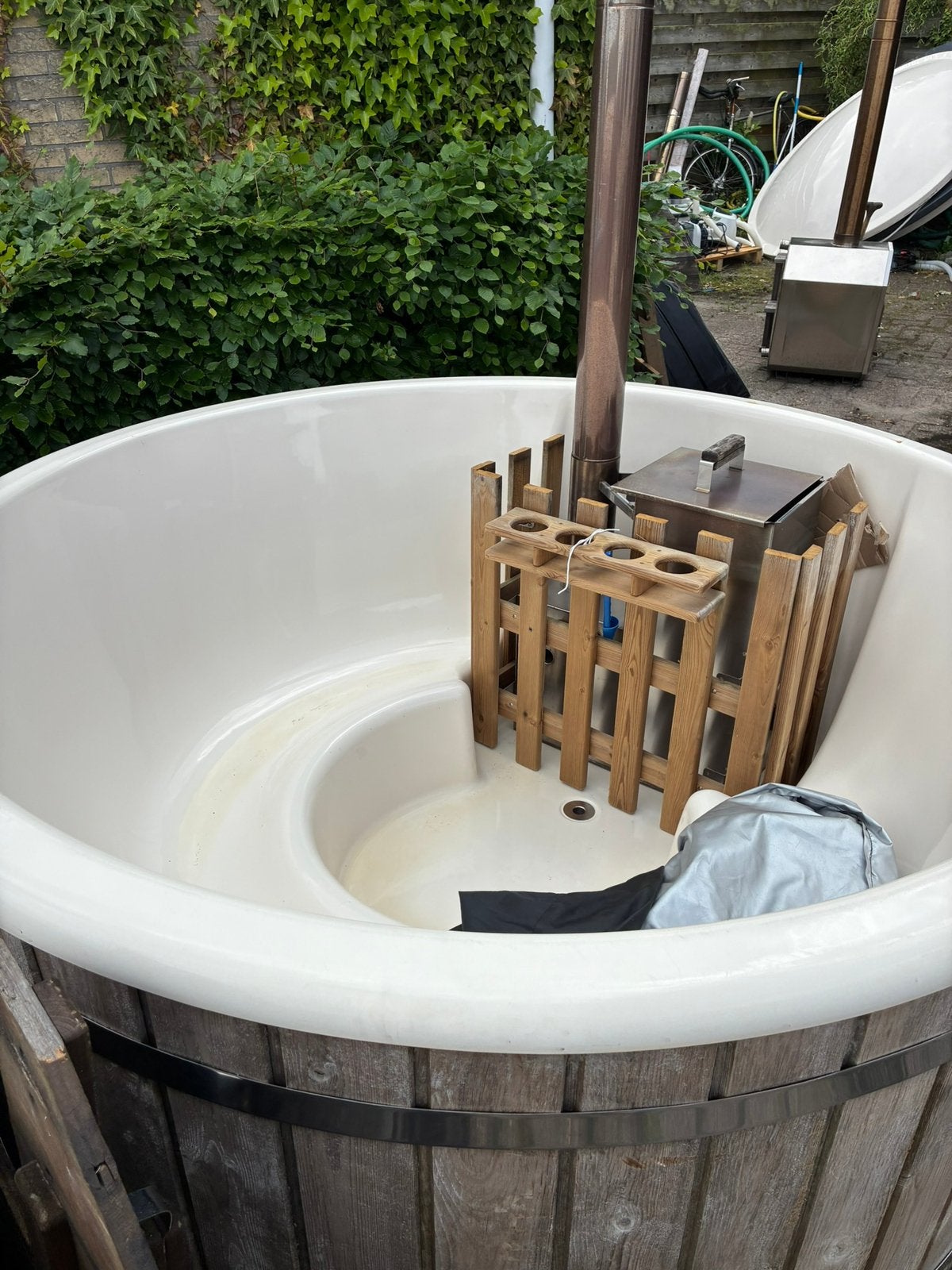 Gebruikte hottub -gebruikt-2e hands - €2390 - meerdere, Ophalen, 7921AE, Fast Fair b.v., Zo goed als nieuw