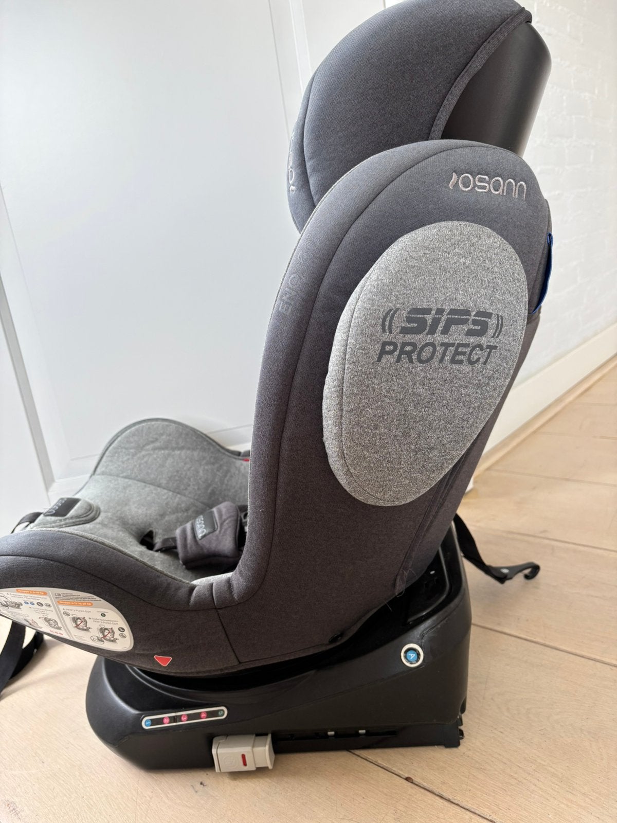 Kinderzitje isofox te koop kan 360 draaien en lig functie, Zo goed als nieuw, Ophalen, Overige merken, 15 t/m 25 kg