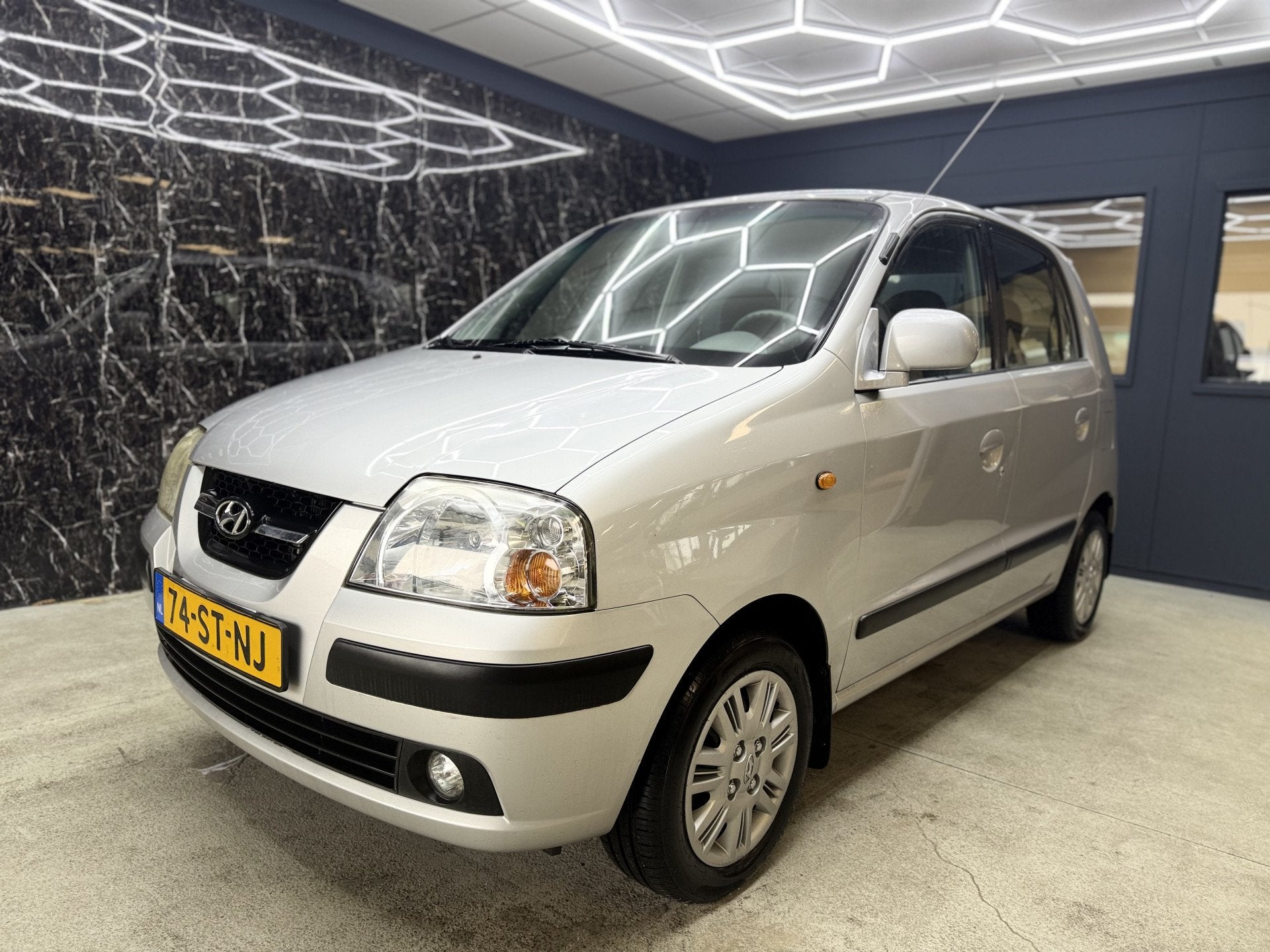 Hyundai Atos 1.1i Dynamic First Edition (bj 2006), Auto's, Voorwielaandrijving, 31 €/maand, 4 cilinders, Origineel Nederlands