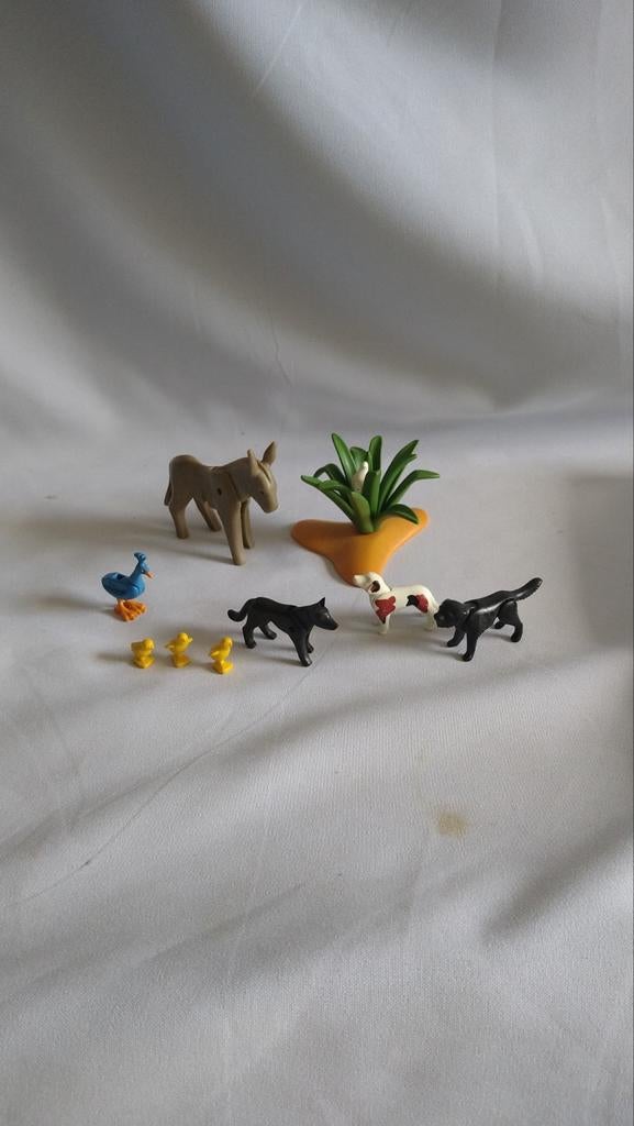 Dieren playmobil gorilla honden pauw kuikens plant ezel, Kinderen en Baby's, Speelgoed | Playmobil, Ophalen of Verzenden