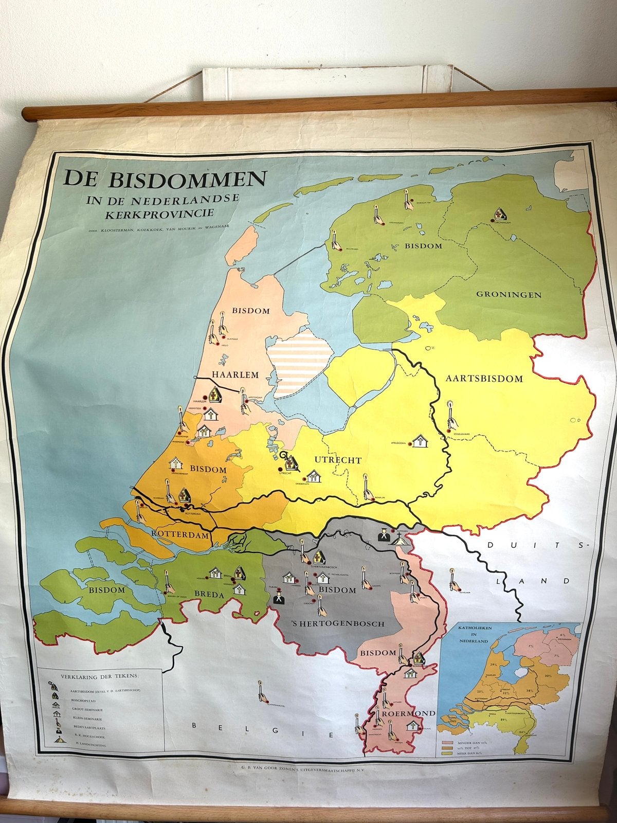 Vintage grote schoolkaart Bisdom kerk provincies 114 cm, Ophalen, Aardrijkskunde