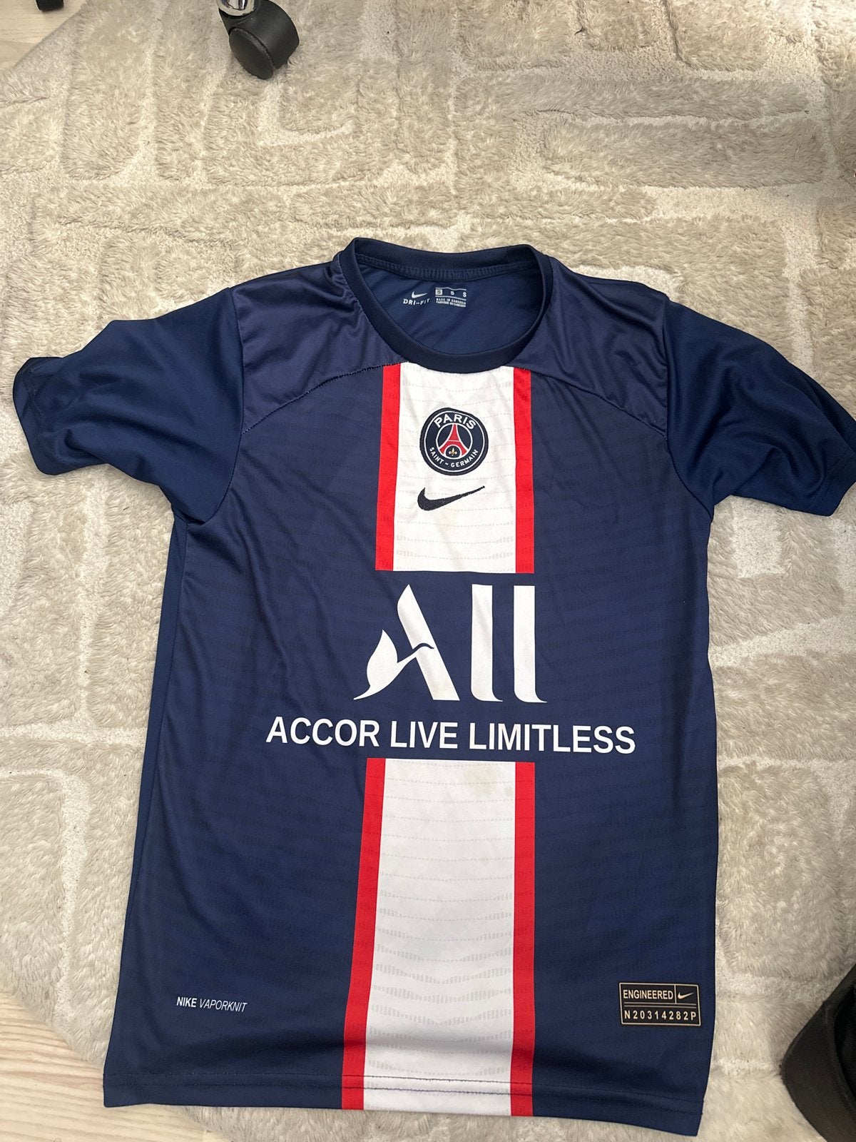 PSG Thuisshirt Mbappé #7 - Maat S, Maat S, Ophalen of Verzenden, Zo goed als nieuw, Shirt