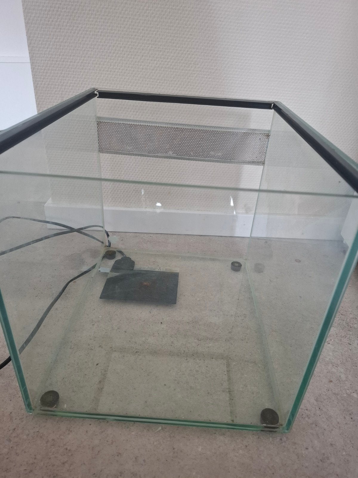terrarium met warmtemat, Dieren en Toebehoren, Overige merken, Zo goed als nieuw, Leeg aquarium, Ophalen