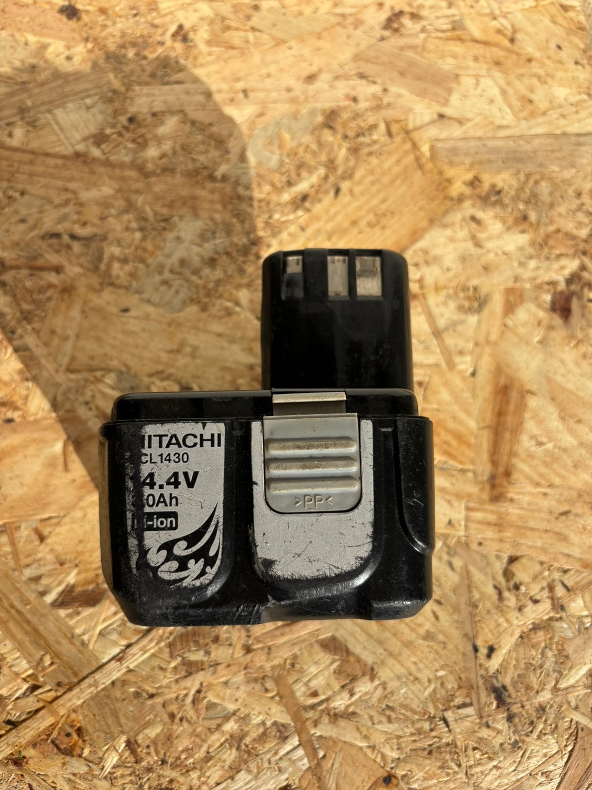 Hitachi accu 14.4V 3.0Ah  BCL 1430, Doe-het-zelf en Verbouw, Ophalen of Verzenden, Gebruikt