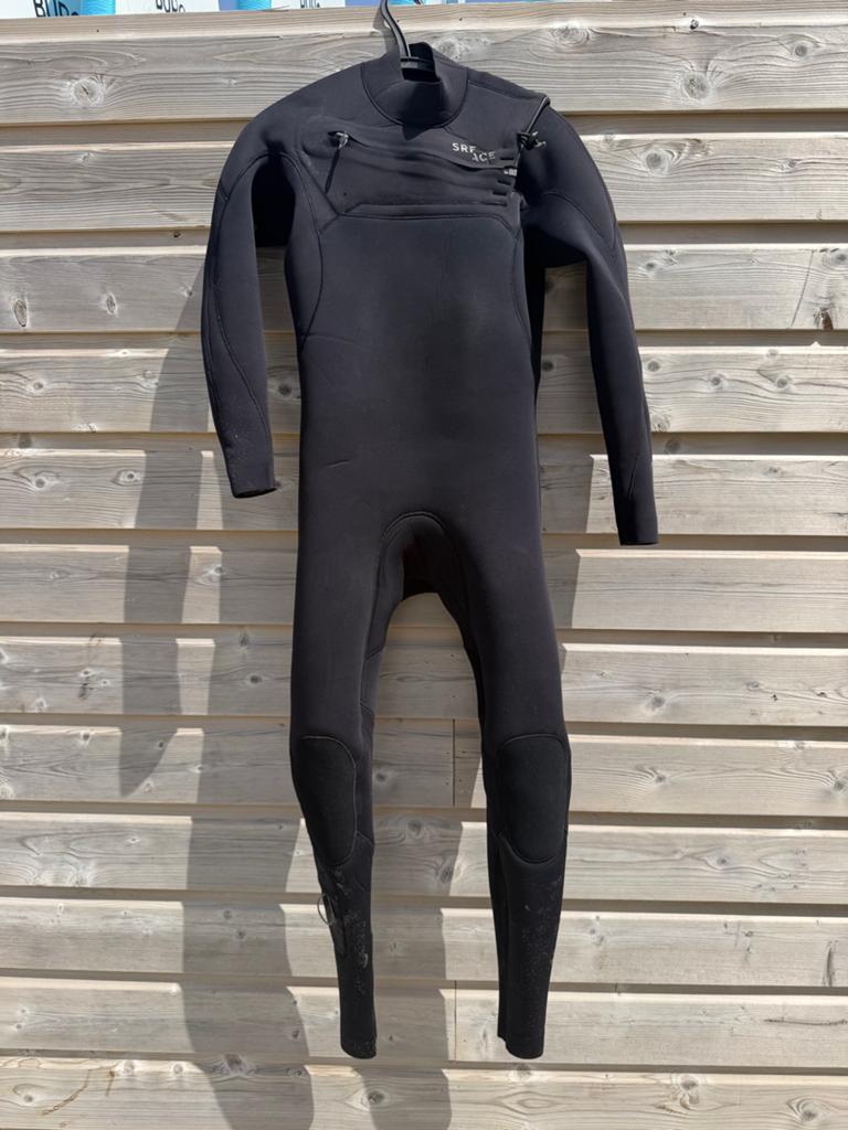 SRFACE 4mm Wetsuit maat S - Zo goed als nieuw, Ophalen of Verzenden, Zo goed als nieuw, Dame of Heer, Wetsuit