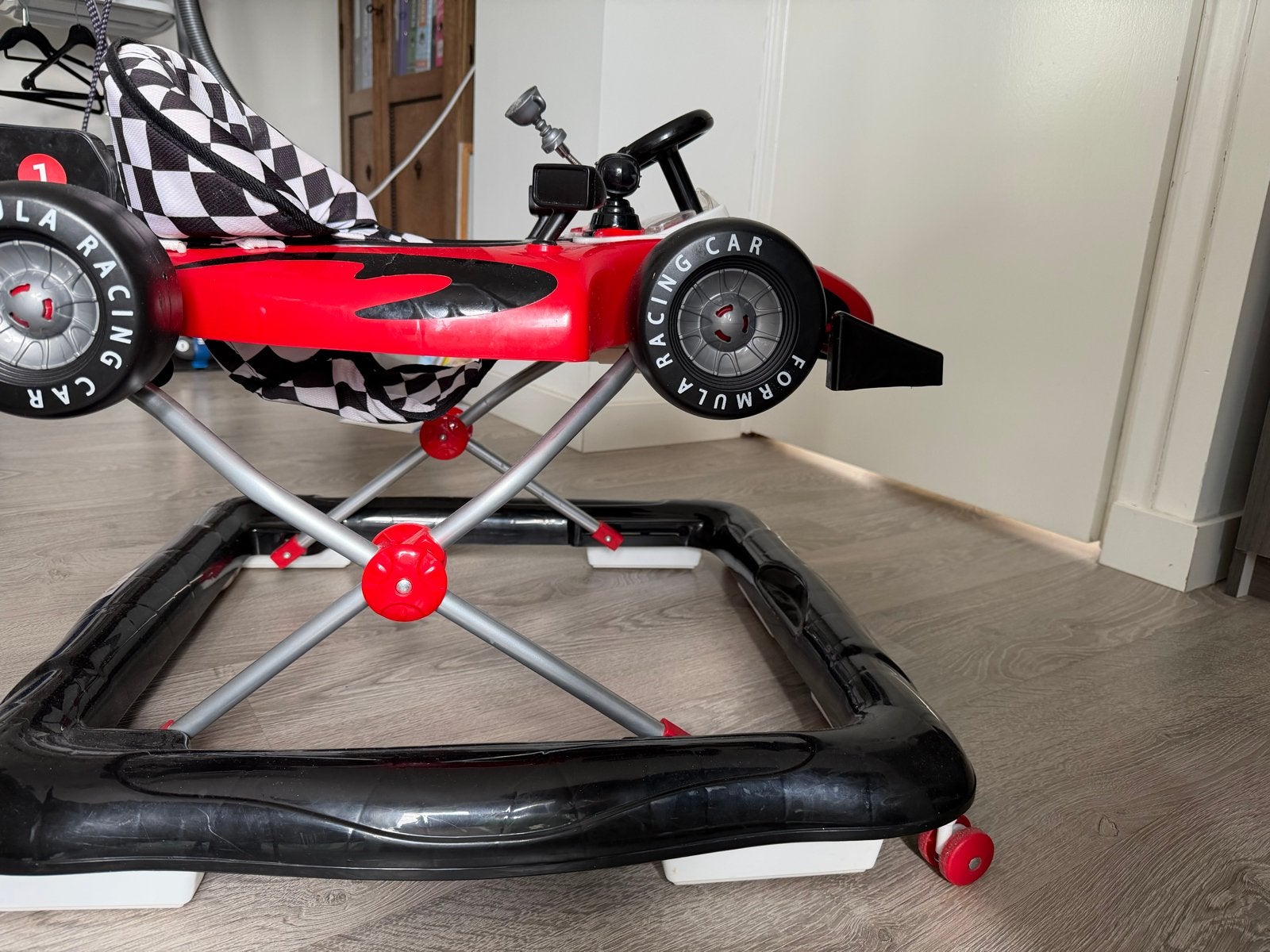 Loopstoel Formule 1 raceauto, Ophalen of Verzenden, Gebruikt, Auto, Met wieltjes