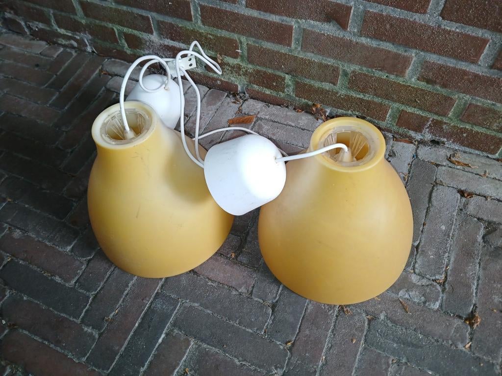 IKEA Melodi hanglampen - verkleurd maar functioneel, Ophalen, Kunststof, Gebruikt, Modern