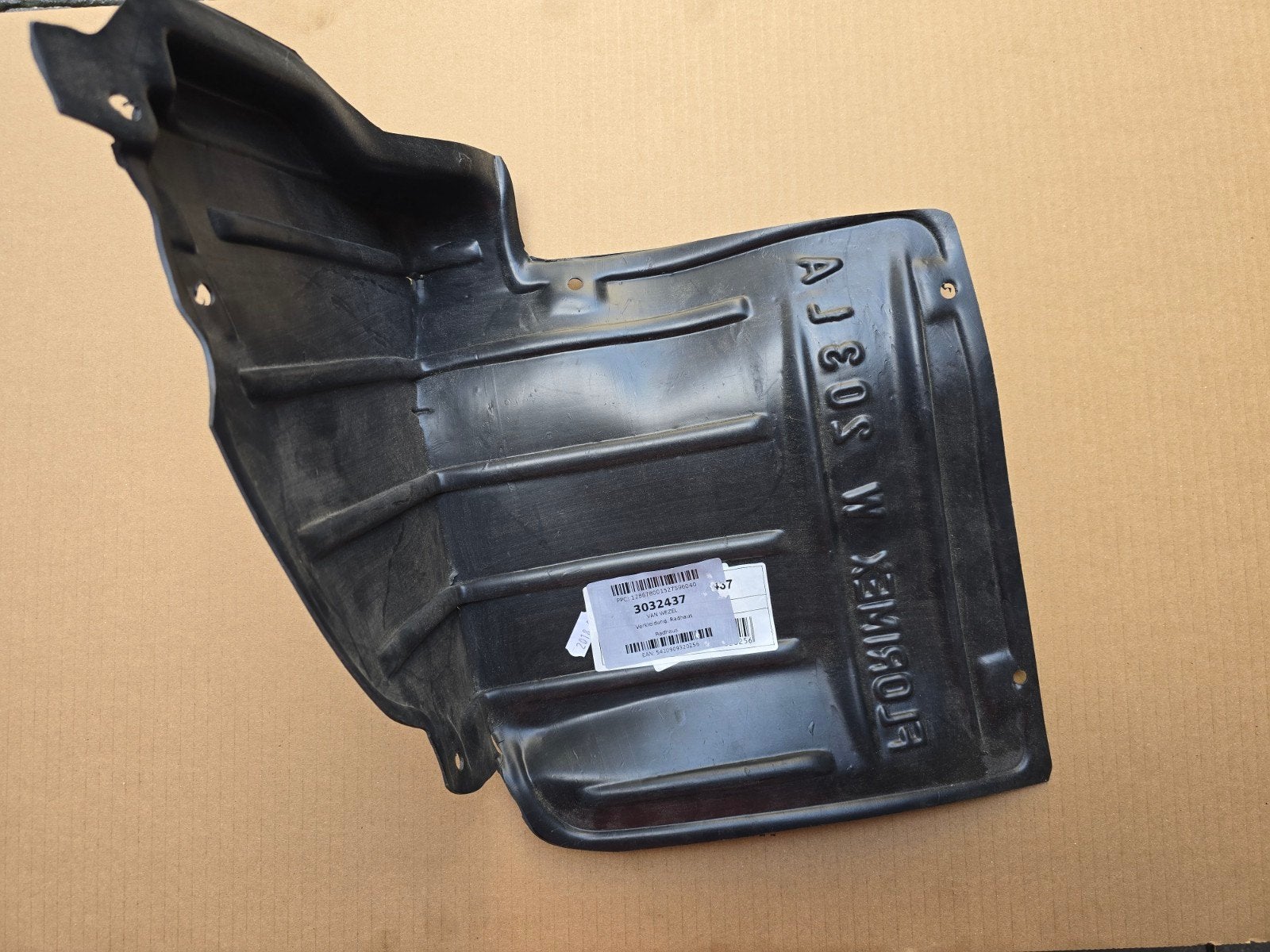 Wielkastbekleding Mercedes C Klasse 240, Auto-onderdelen, Carrosserie en Plaatwerk, Ophalen, Mercedes-Benz, Nieuw, Bumper