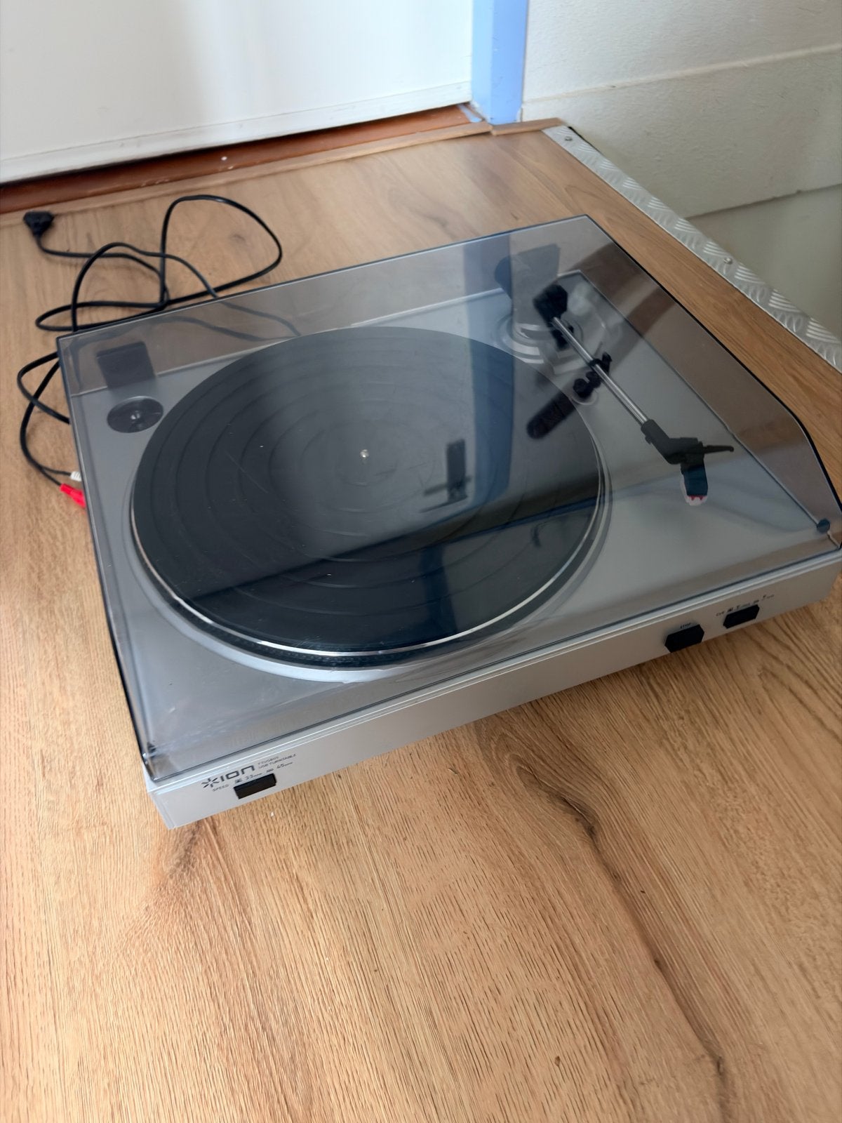 ION TTUSB05 USB Platenspeler – 33/45 RPM – USB & RCA, Overige merken, Gebruikt, Ophalen of Verzenden, USB-aansluiting