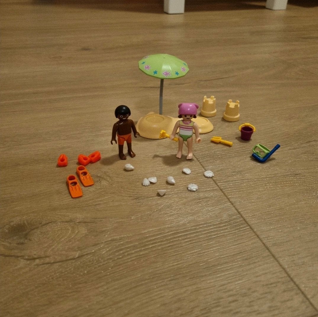 Playmobil 9085 Zomerstrand met parasol en figuren, Ophalen