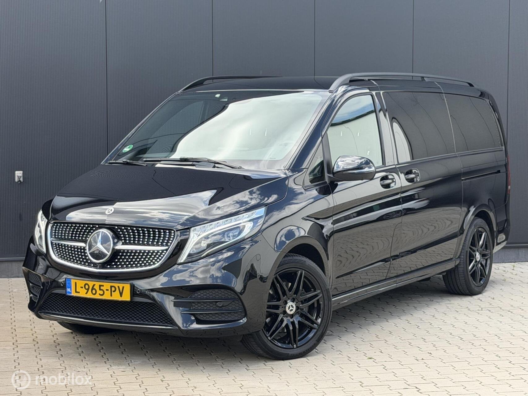 Mercedes V-klasse 300d 4-MATIC Lang Exclusive | 7P | VOL OPT, Auto's, Automaat, Gebruikt, Zwart, Bedrijf